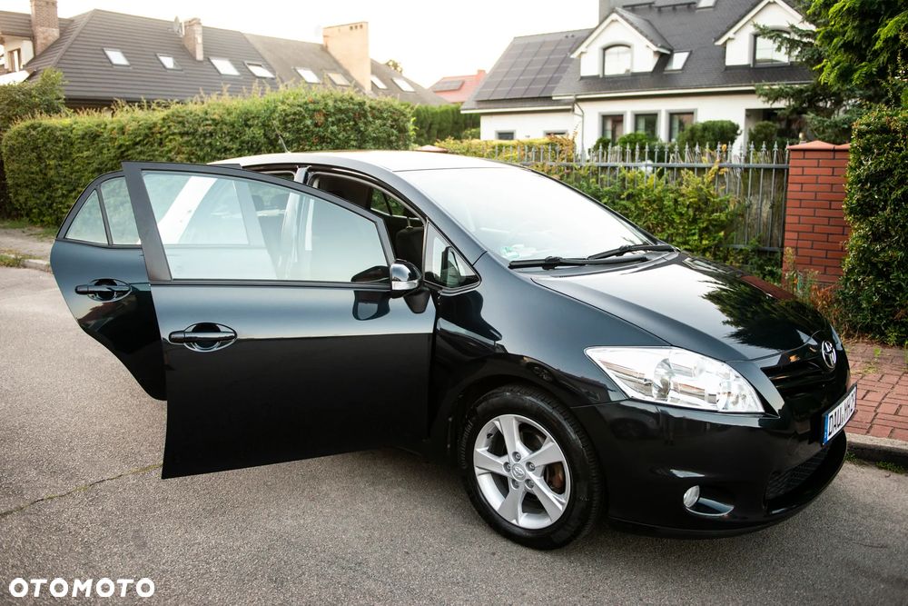 Toyota Auris 1.6 Executive - 7