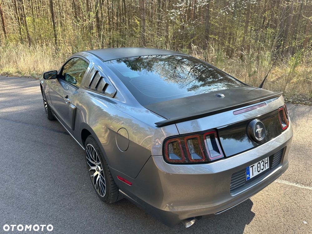 Ford Mustang 3.7 V6 Premium - 7