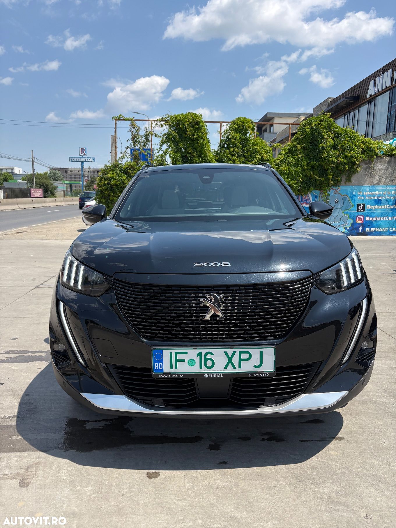 Peugeot 2008 e-2008 GT Pack - 1