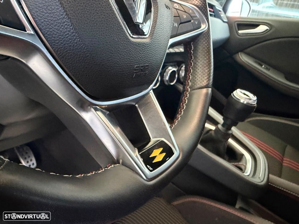 Renault Clio - 19