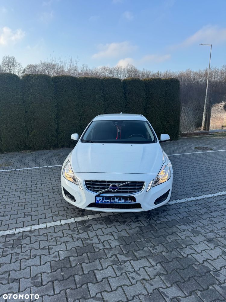Volvo V60 DRIVe - 2