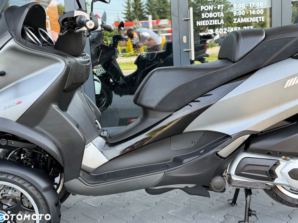 Piaggio MP-3 - 34