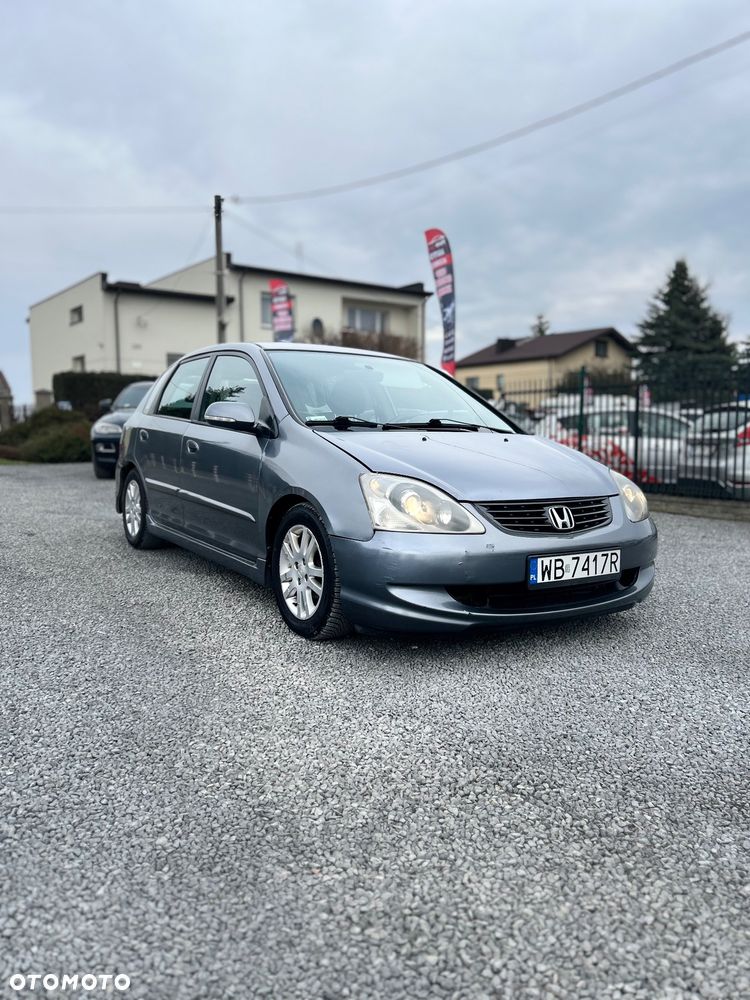 Honda Civic 1.6i ES - 2
