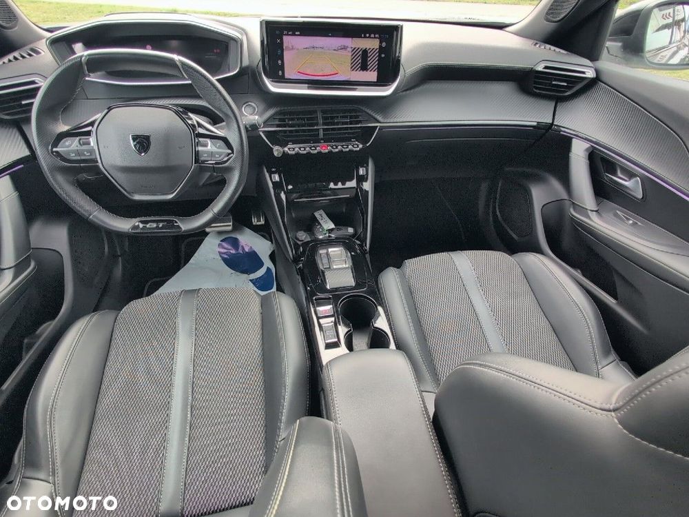 Peugeot 2008 54kWh GT - 9