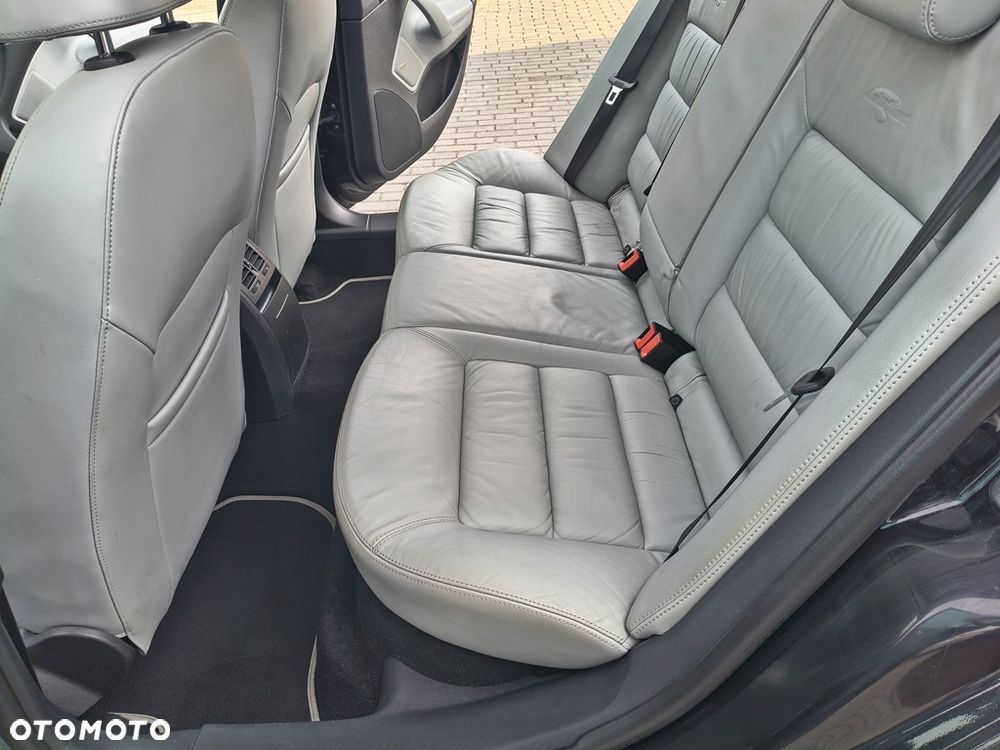 Skoda Octavia 2.0 TDI DPF DSG Laurin & Klement - 22
