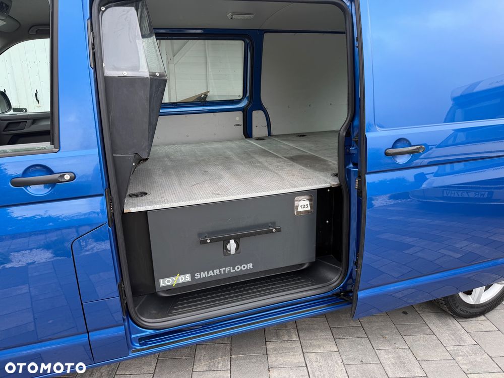 Volkswagen Transporter - 26