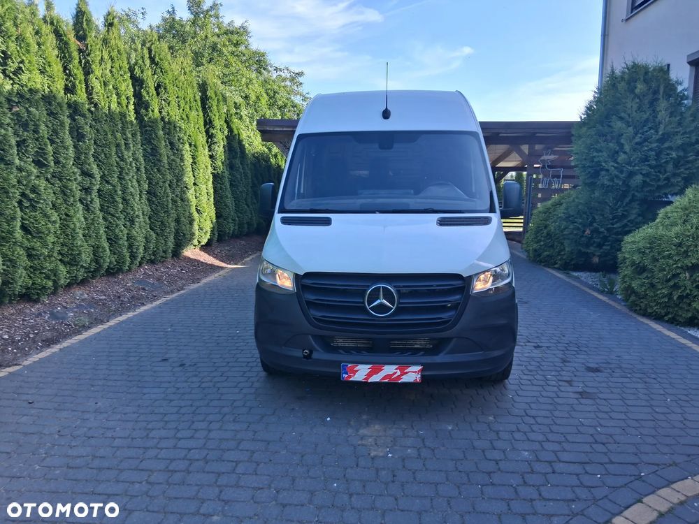Mercedes-Benz Sprinter - 7