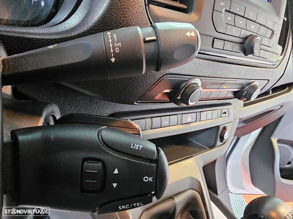 Opel Vivaro 1.5 CDTi L1H1 Essentia - 16