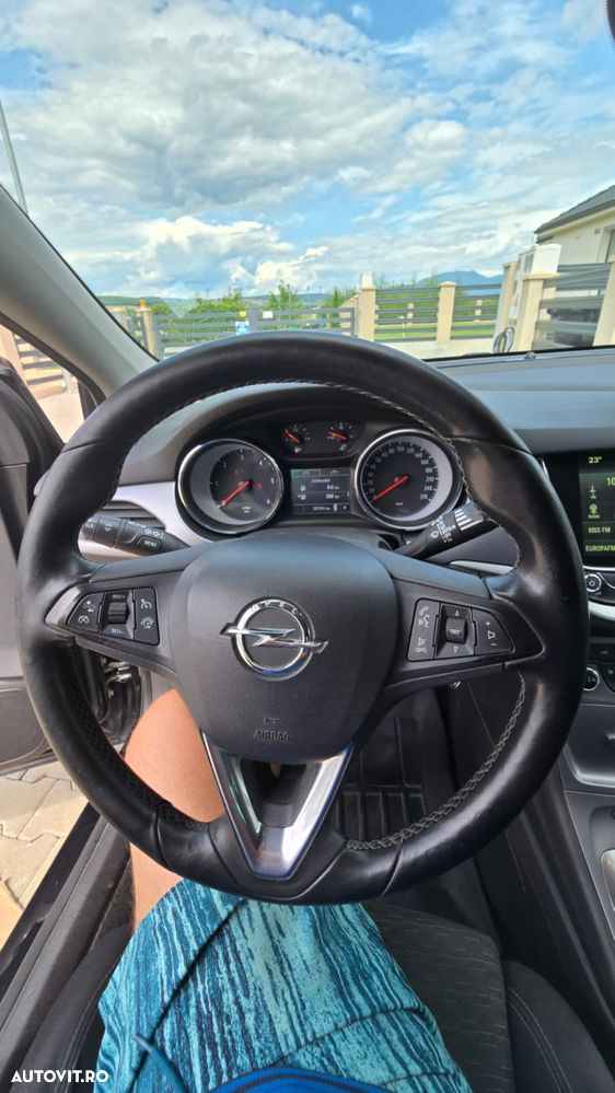 Opel Astra - 9