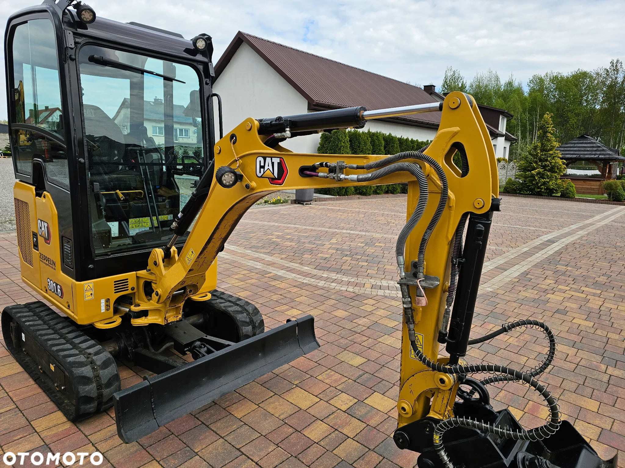 Caterpillar 301.6 - 19