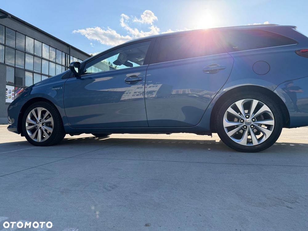 Toyota Auris - 5