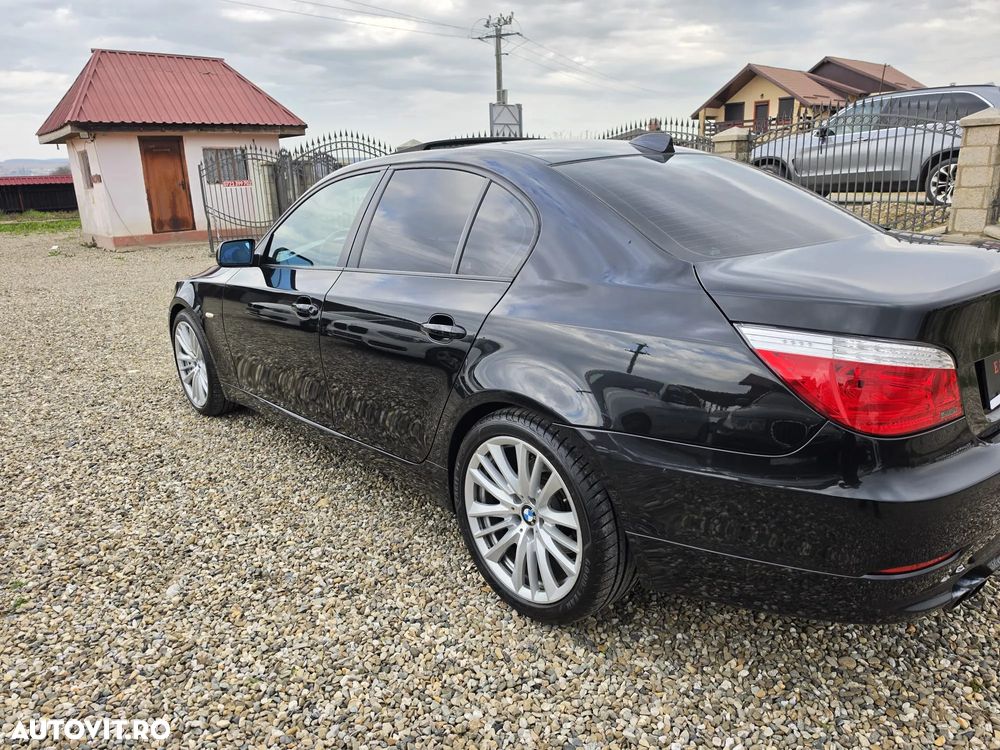 BMW Seria 5 523i Aut. Edition Exclusive - 9