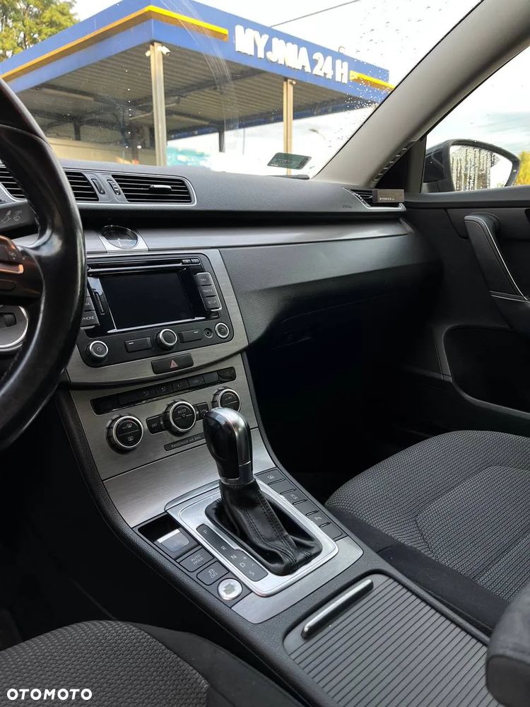 Volkswagen Passat 2.0 TDI Comfortline DSG - 7