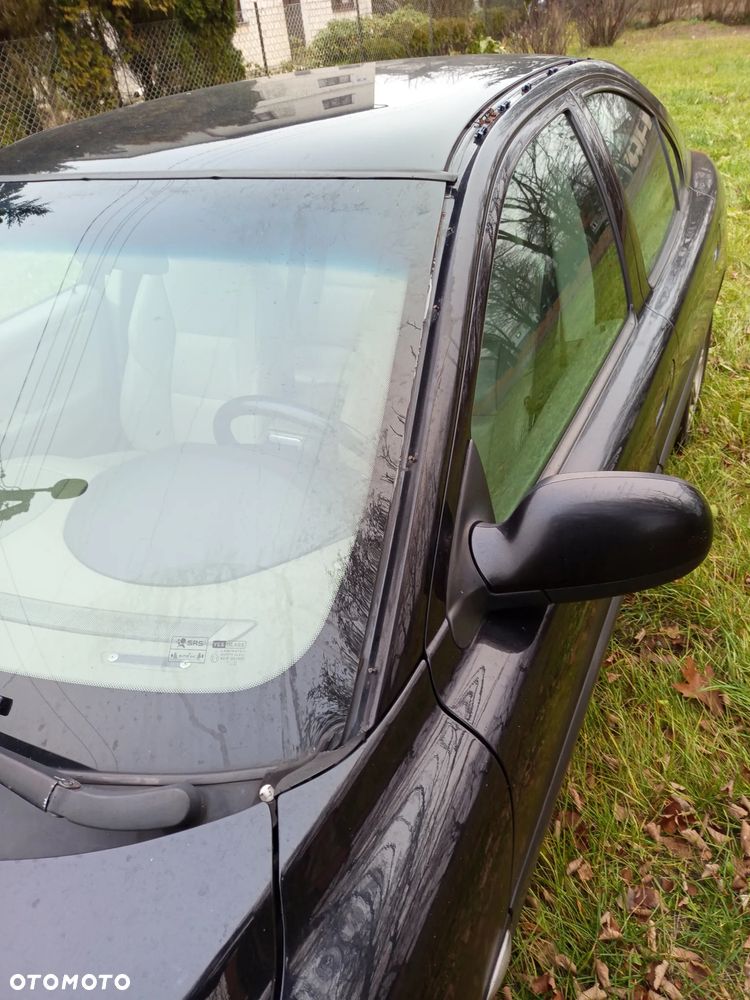 Volvo S60 2.4 - 8