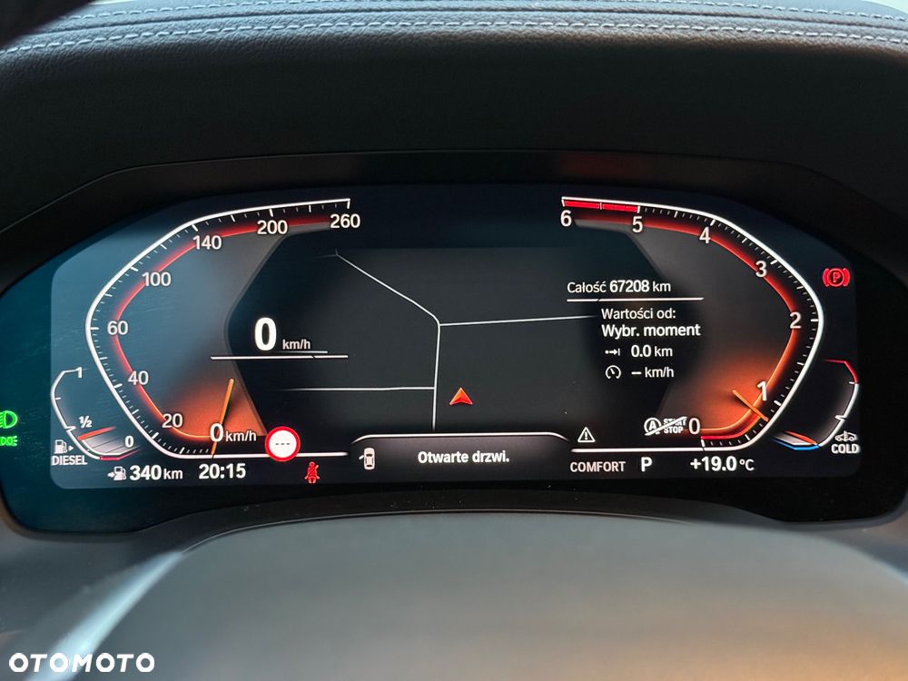 BMW Seria 3 320d xDrive Luxury Line - 25