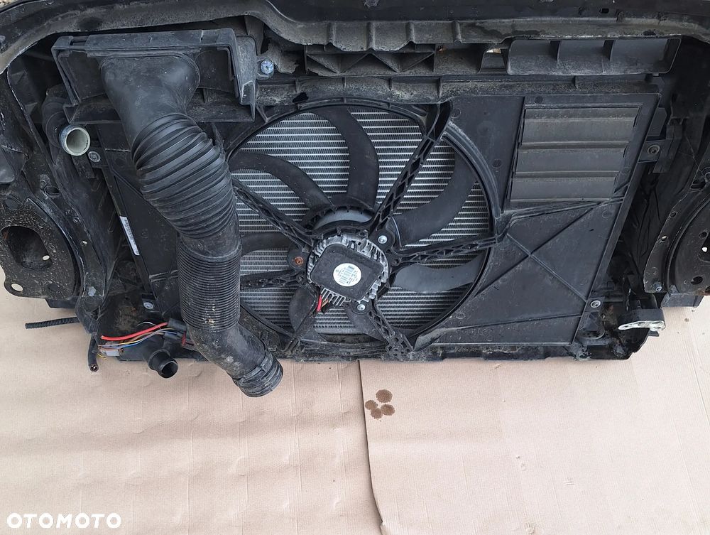 PAS PRZEDNI BELKA CHŁODNICE WENTYLATOR VW GOLF V 1.4/16V - 2