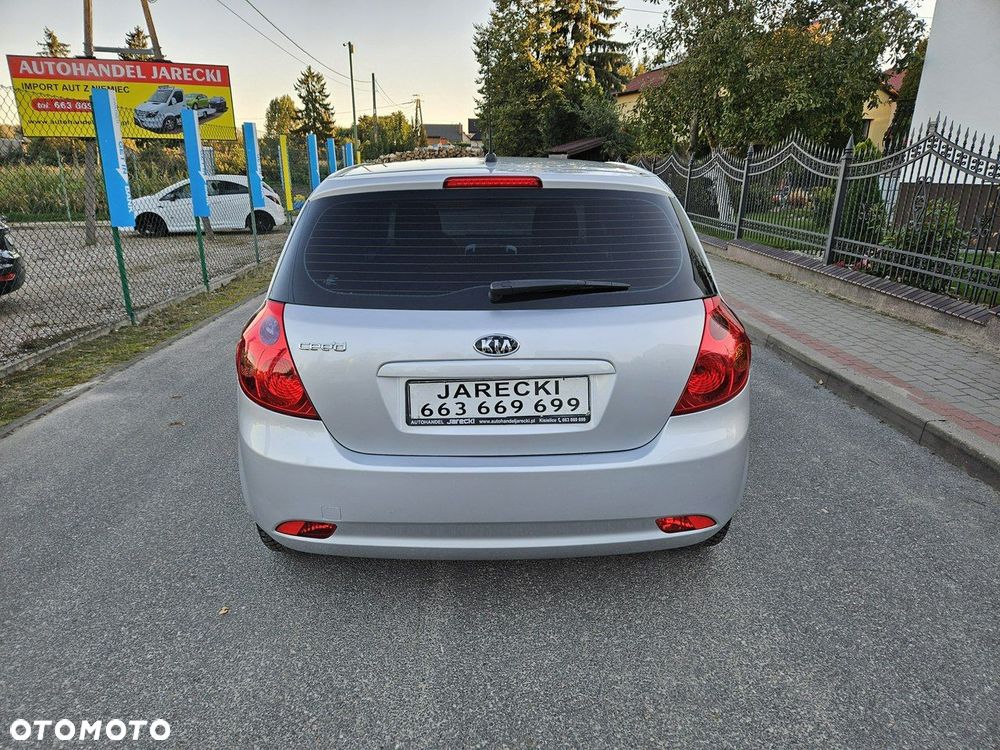 Kia Ceed - 5