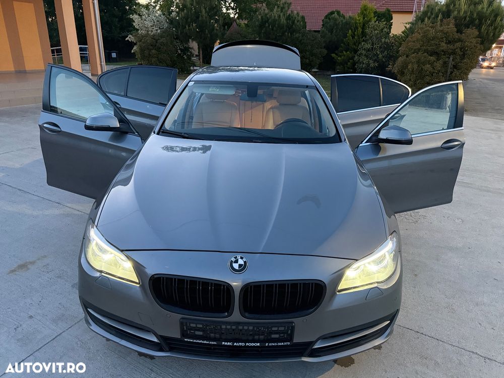 BMW Seria 5 518d Aut. - 34