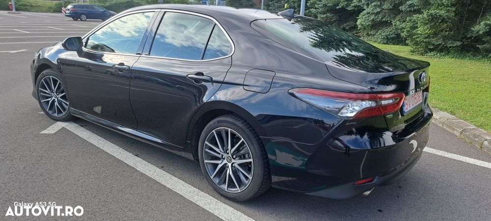 Toyota Camry 2.5 Exclusive - 11