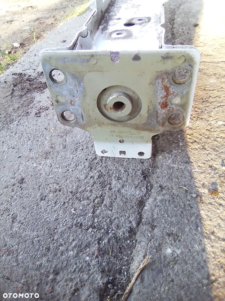 ćwiartka podłużnica lewa przód Transit Mk8 lift napęd przód - 3