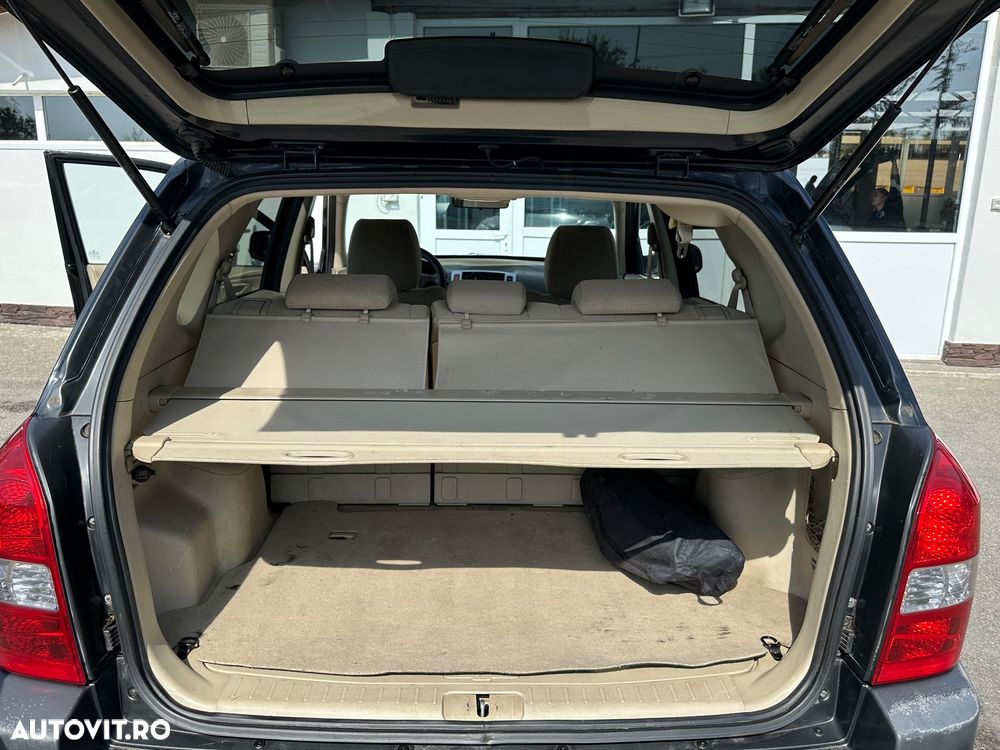 Hyundai Tucson 2.0 DOHC GL MT 2WD COMFORT - 12