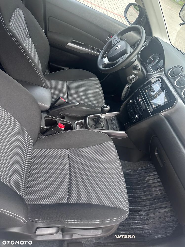 Suzuki Vitara 1.4 Boosterjet SHVS Premium 2WD - 19