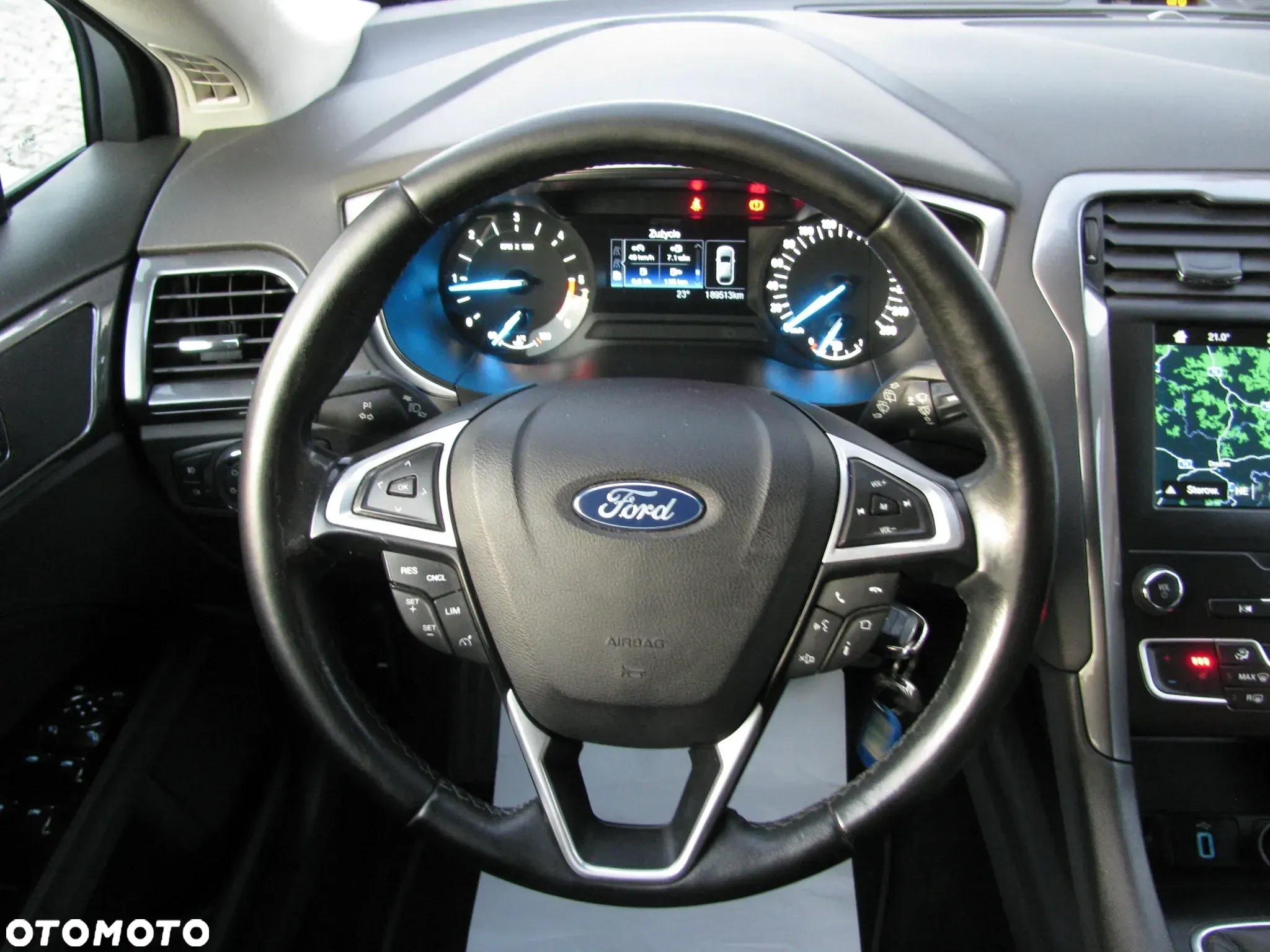 Ford Mondeo - 23