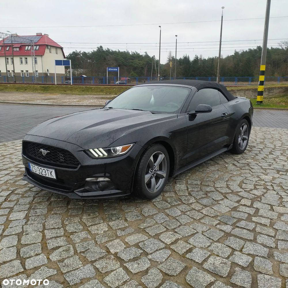 Ford Mustang - 1