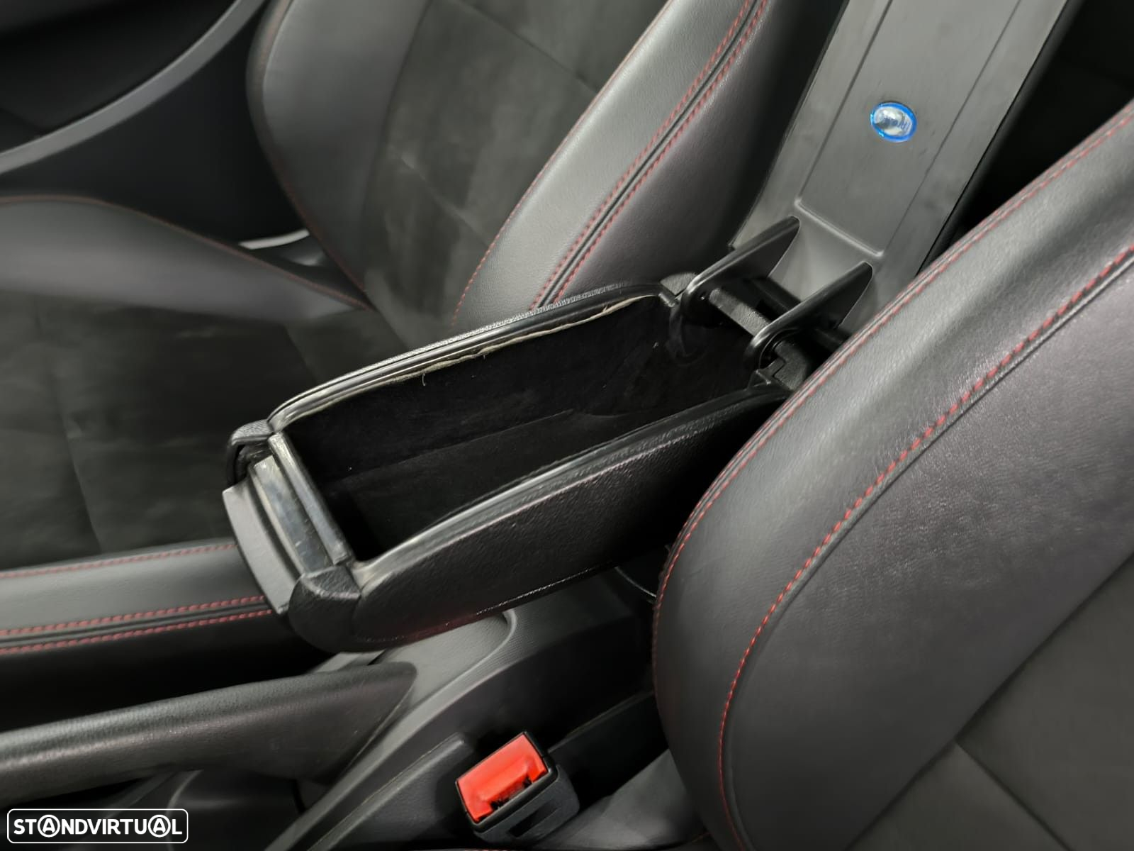 SEAT Ibiza SC 1.2 TSi FR - 35