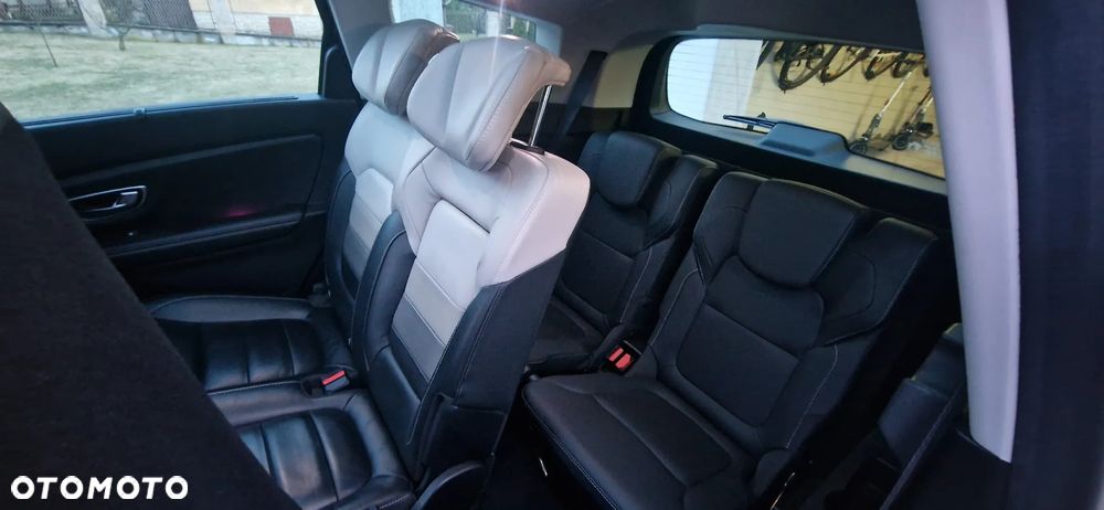 Renault Grand Scenic ENERGY dCi 160 EDC INITIALE PARIS - 29