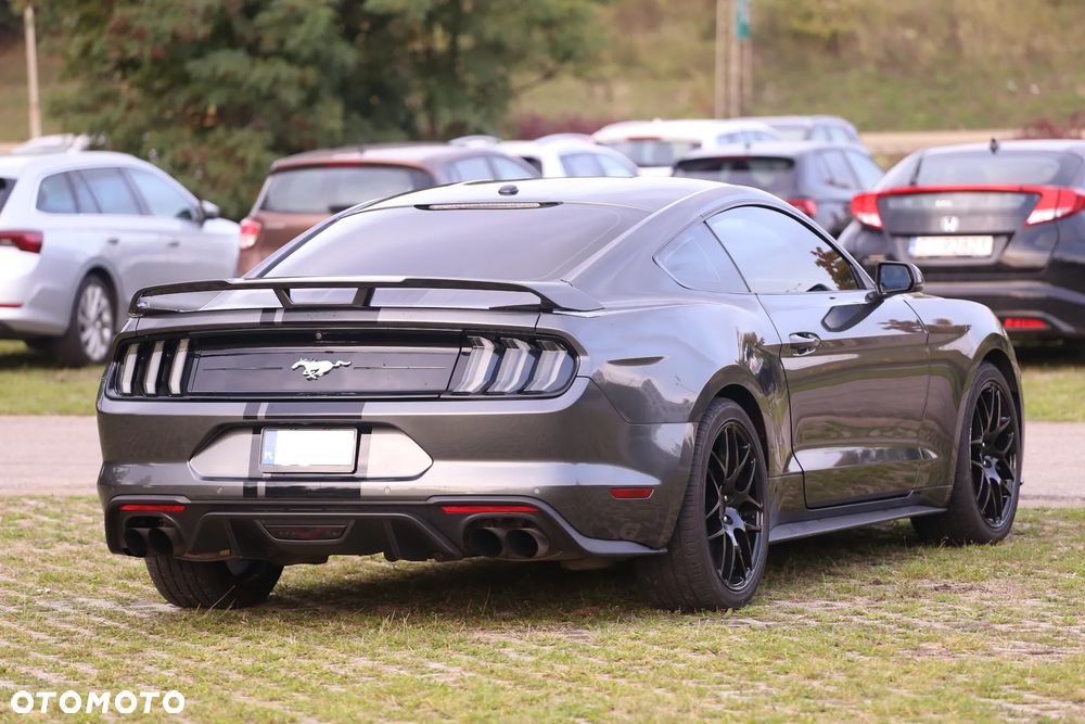Ford Mustang 2.3 Eco Boost - 38
