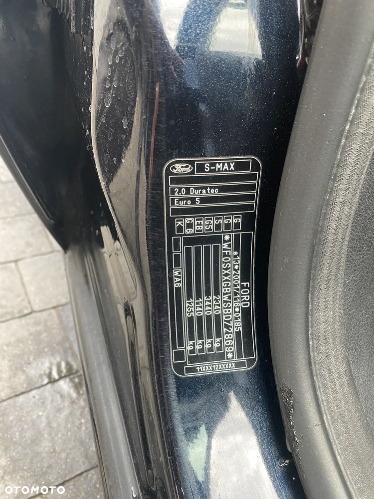 Ford S-Max 2.0 Titanium - 32
