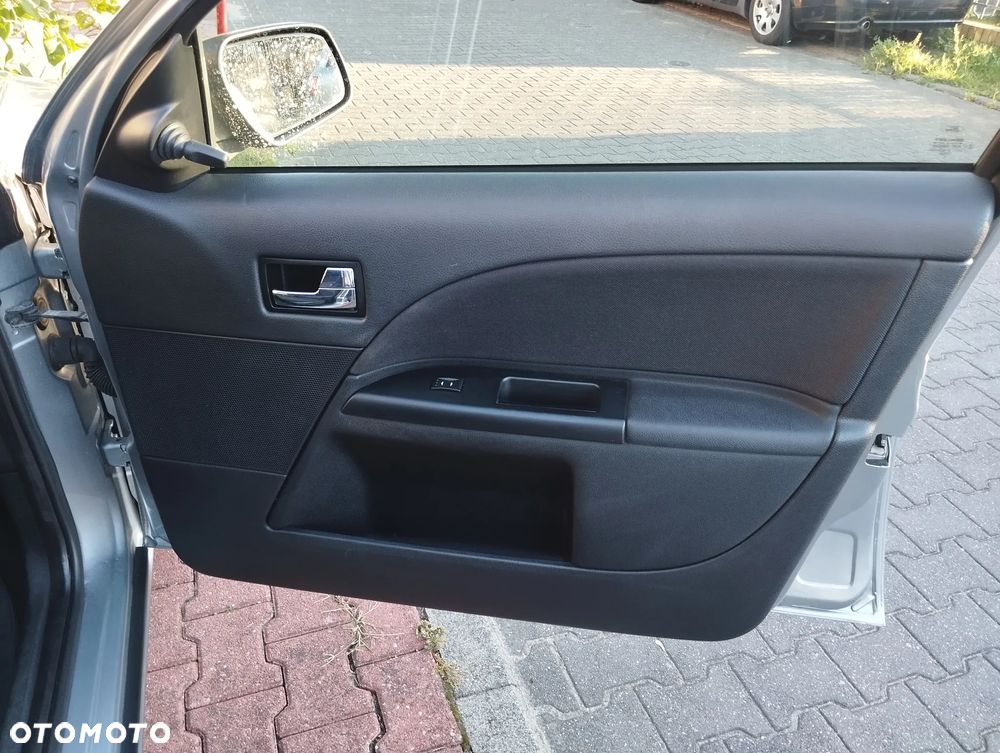 Ford Mondeo Turnier 2.0 TDCi Ambiente - 40