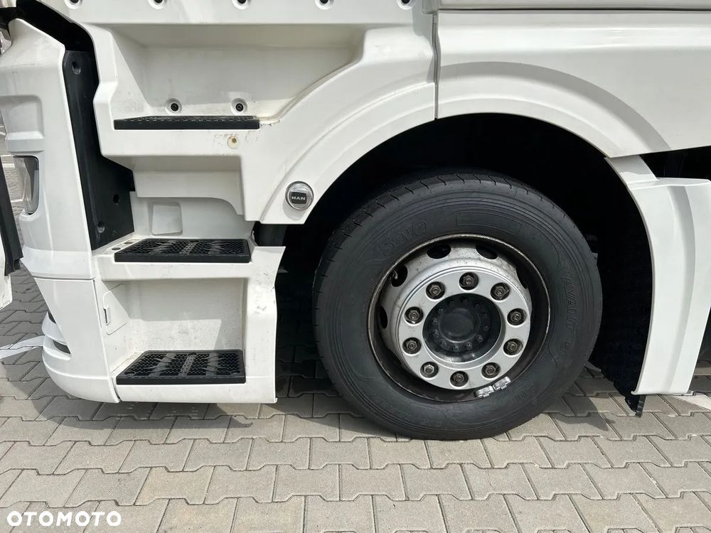MAN TGX 18.470 4x2 LL CH - 4