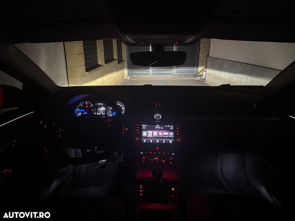 Volkswagen Passat CC - 10