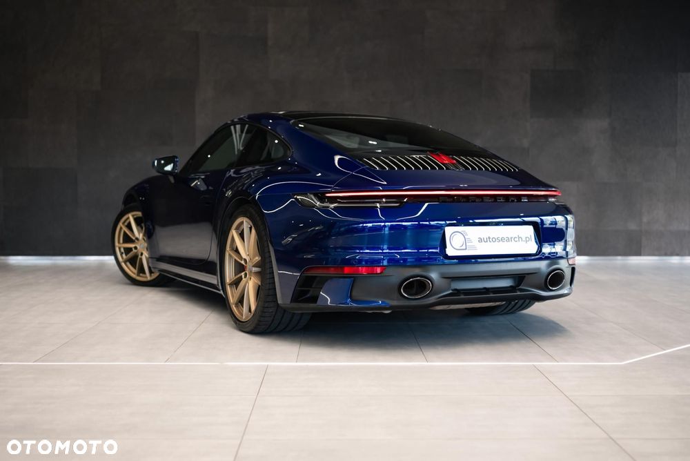 Porsche 911 Carrera 4S - 7