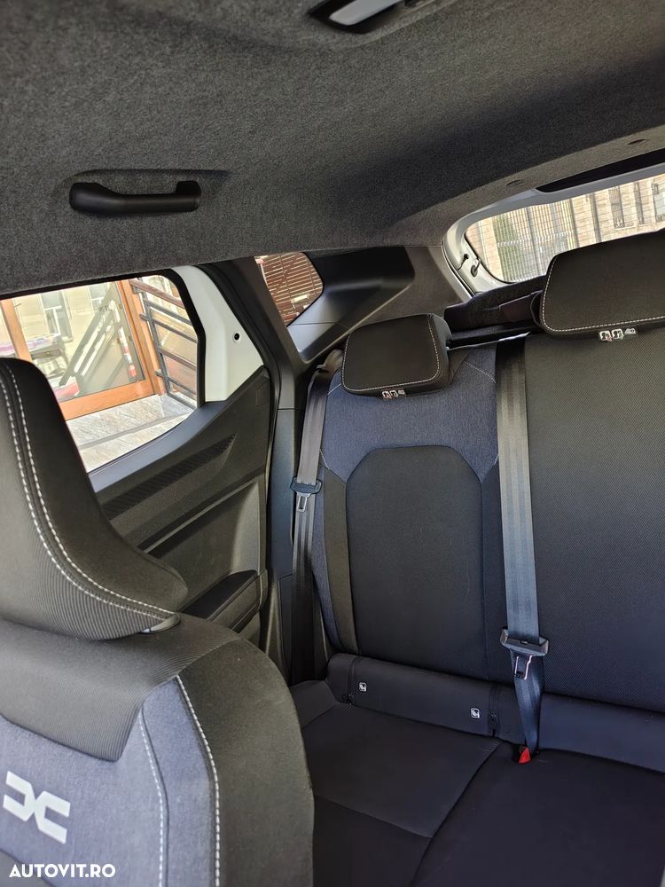 Dacia Duster TCe 130 4X4 MHEV Journey - 15