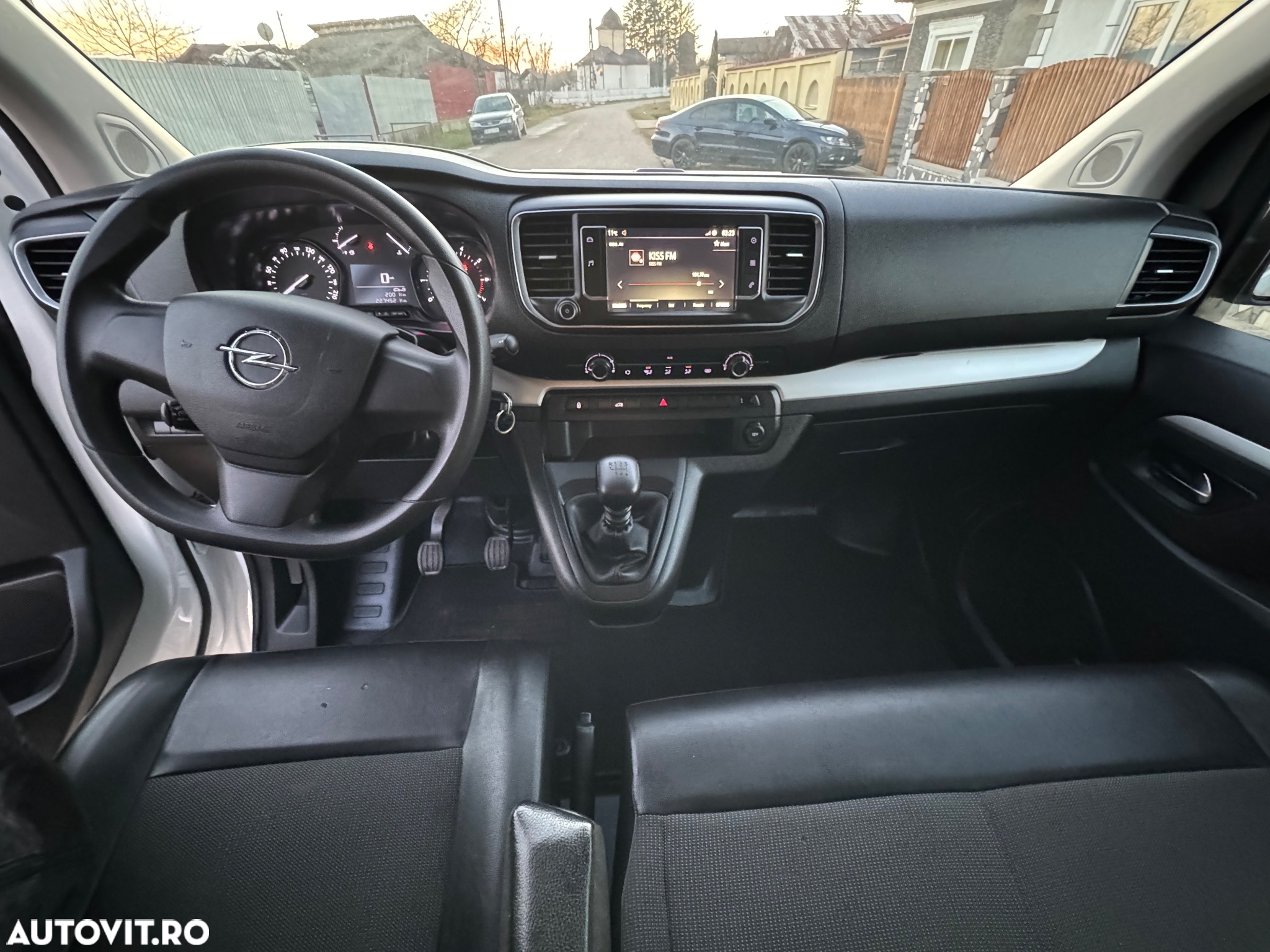 Opel Vivaro - 6