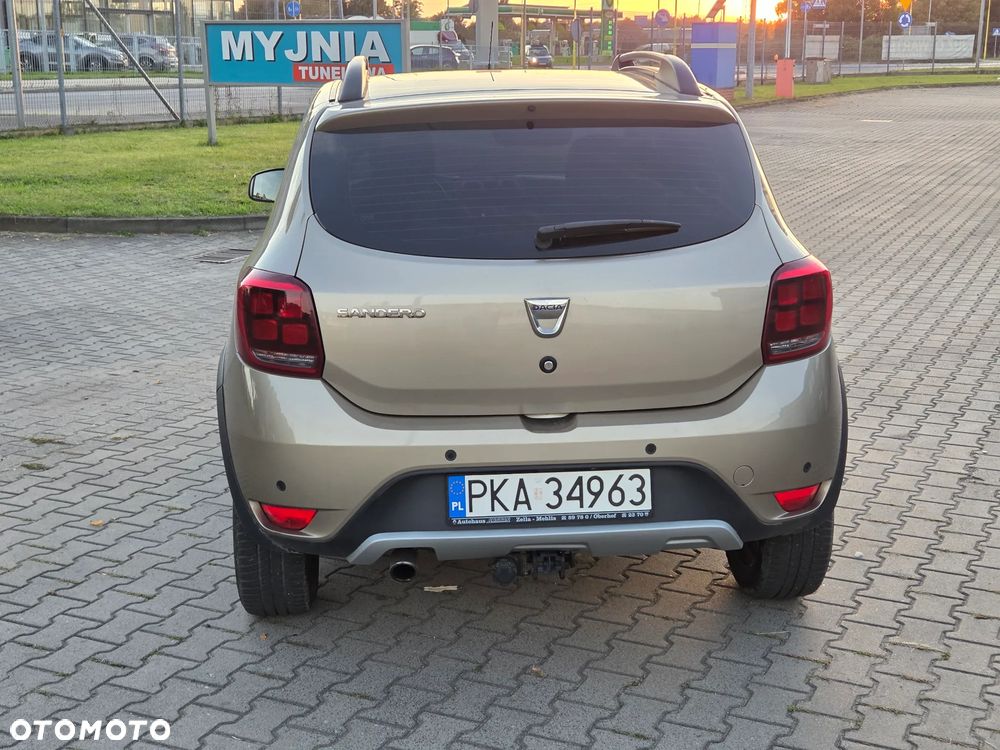 Dacia Sandero Stepway 0.9 TCe Laureate S&S - 4