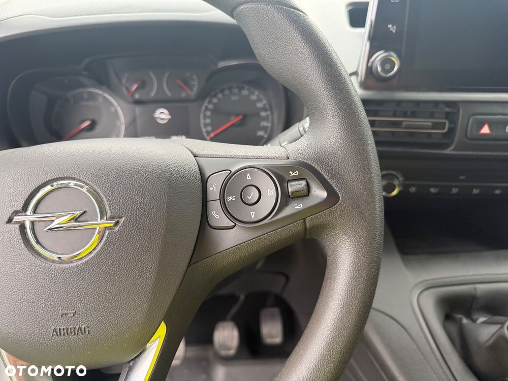Opel Combo - 25