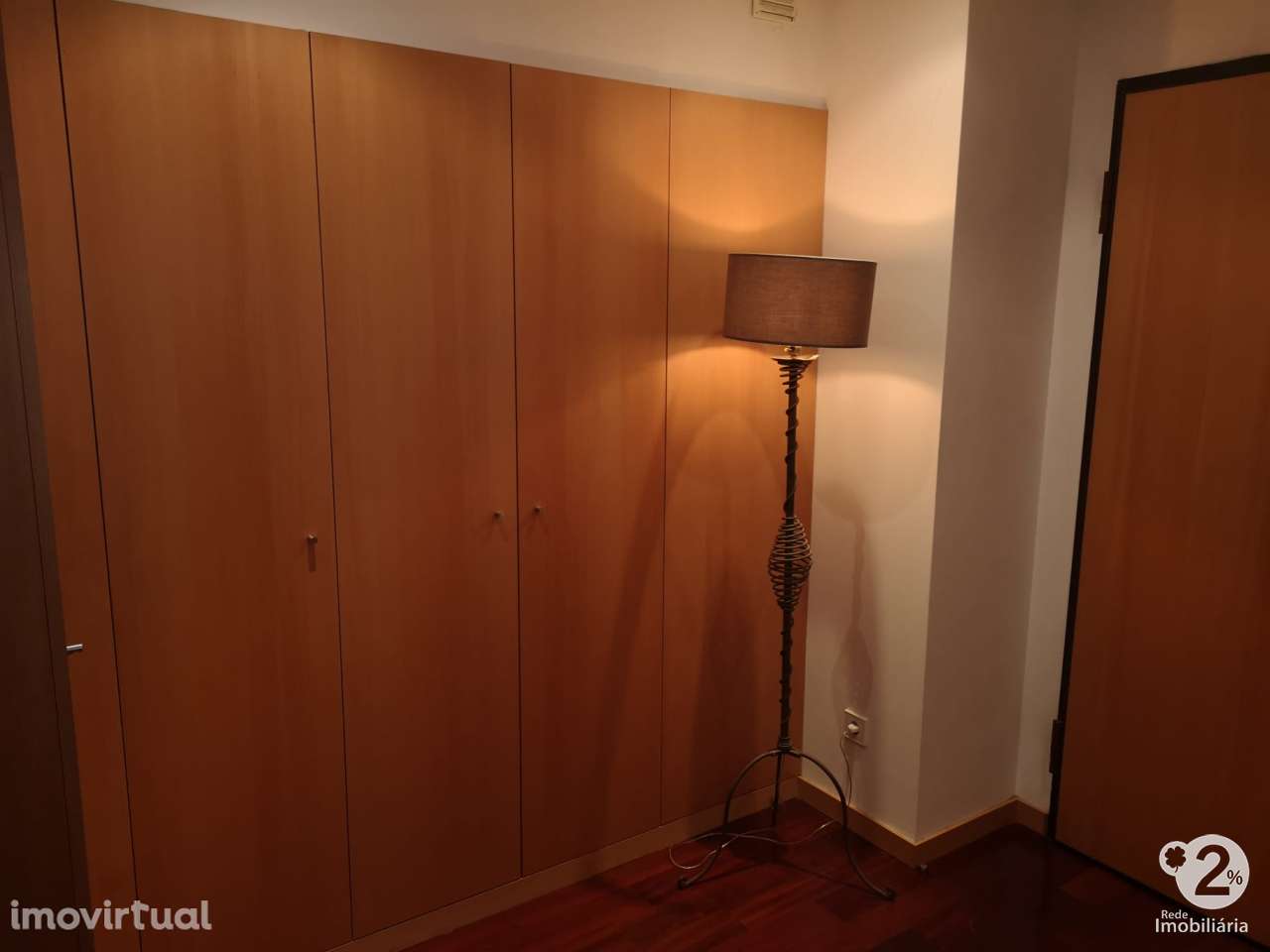 Apartamento T1 na Senhora da Hora (junto à estação de metro) - Grande imagem: 4/17