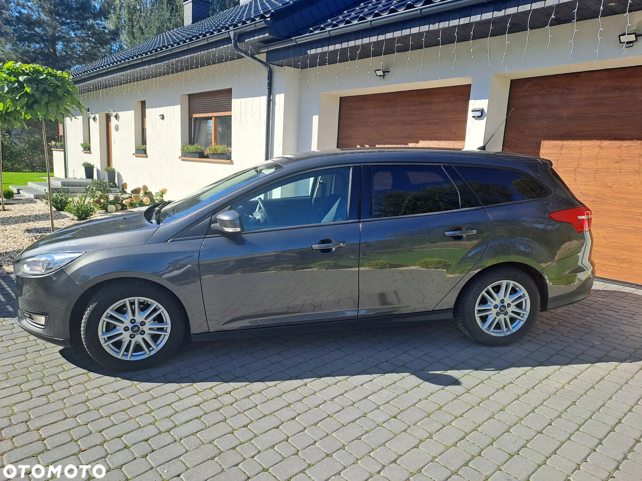 Ford Focus 1.0 EcoBoost Trend Edition - 21