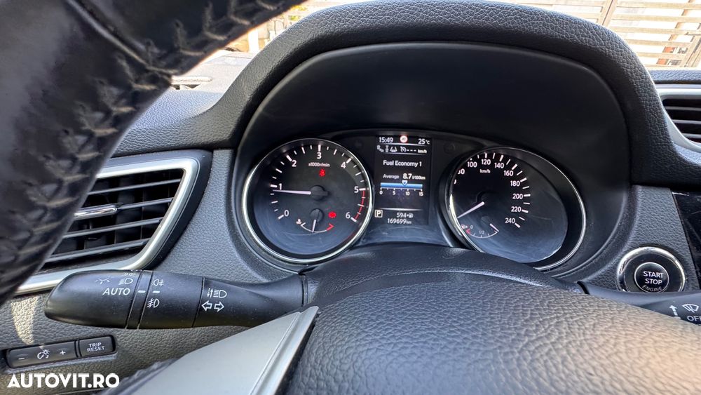 Nissan Qashqai 1.6 DCI Start/Stop X-TRONIC Tekna - 4