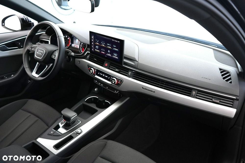 Audi A4 Avant - 25