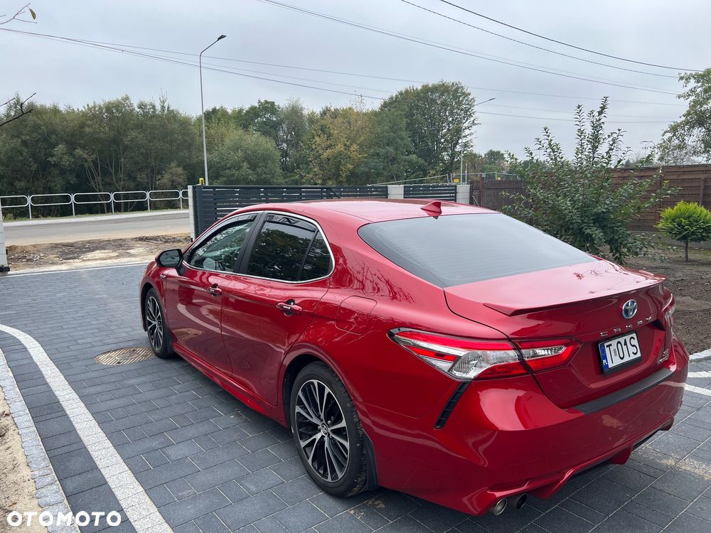 Toyota Camry 2.5 Hybrid Executive CVT - 3
