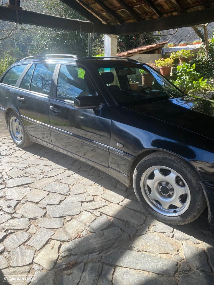 Mercedes-Benz C 200 - 5