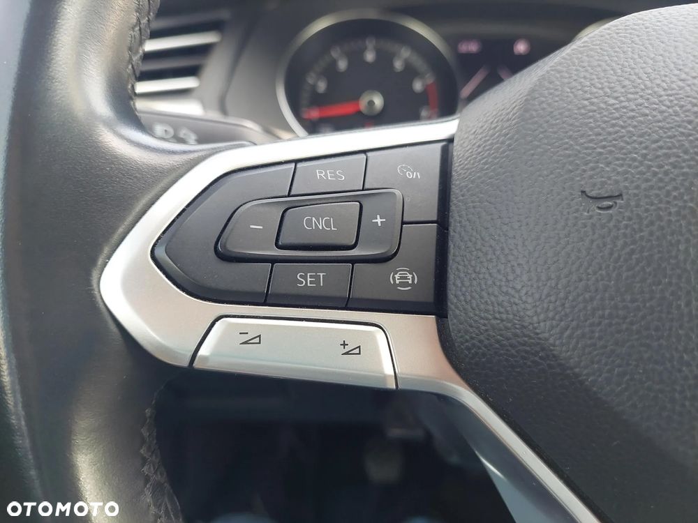 Volkswagen Passat 1.5 TSI EVO Trendline - 21
