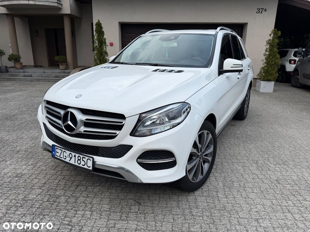Mercedes-Benz GLE - 1