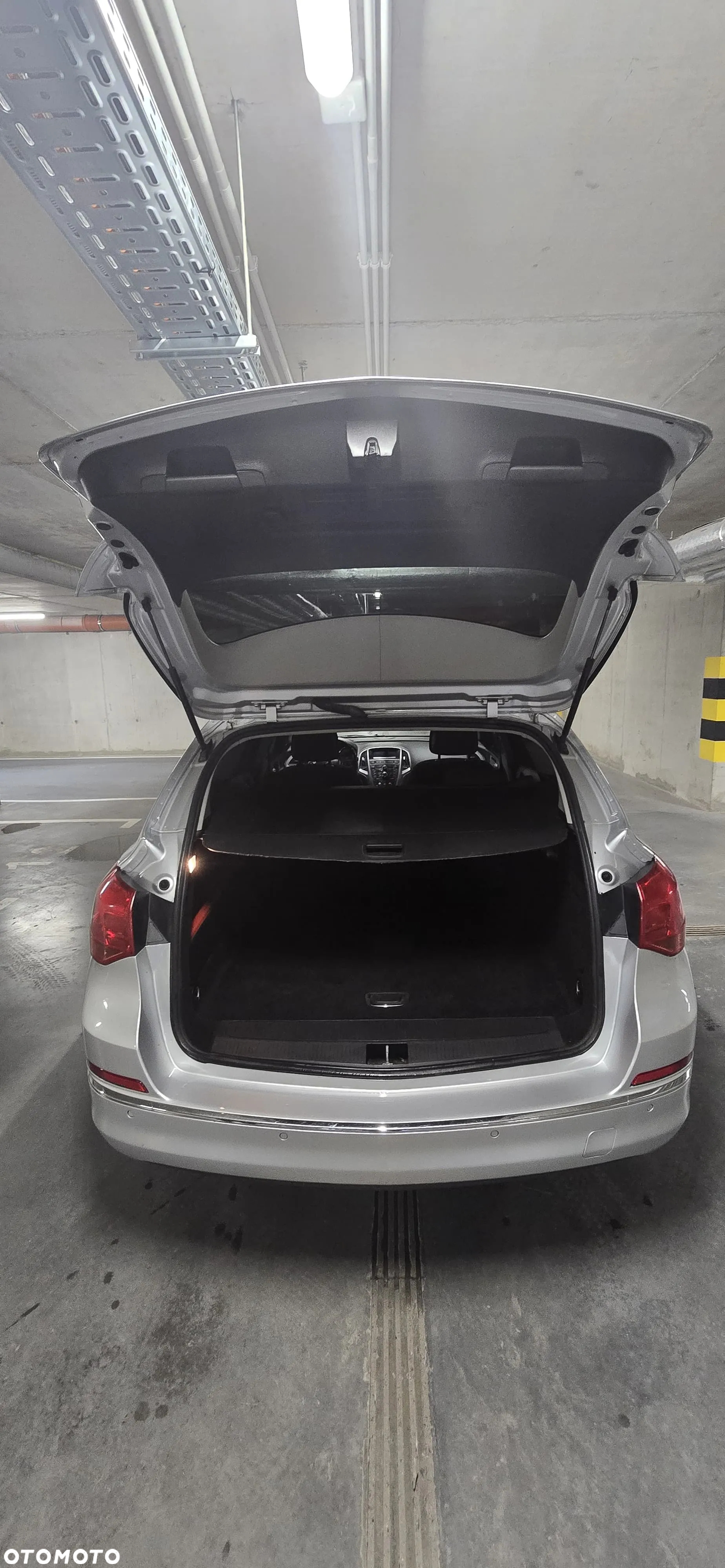 Opel Astra IV 1.4 T Enjoy - 12