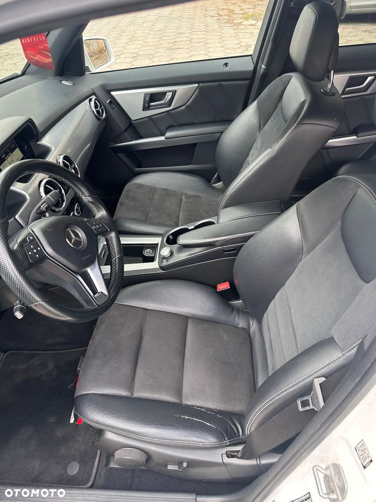 Mercedes-Benz GLK - 12